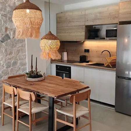 Azure Boho Retreat Апартаменты Никити